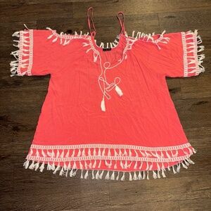 LA Class Large rayon fringe top cold shoulder